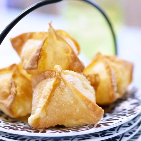 Chicken Cordon Bleu Wontons - Recipe photo by Fiesta Friday