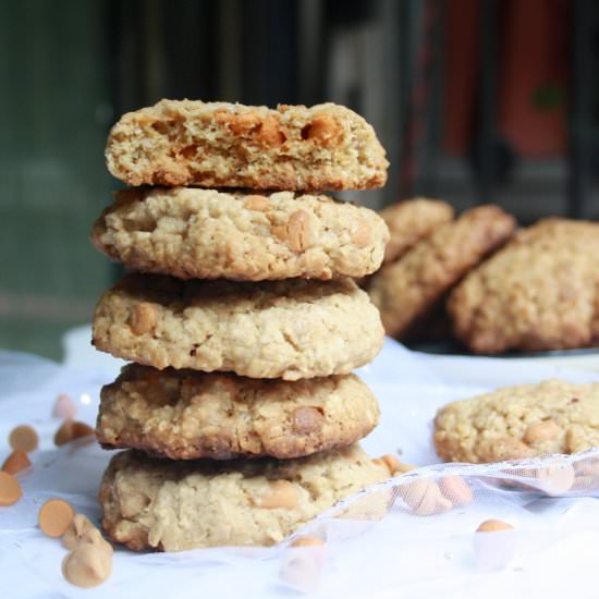 Oatmeal Butterscotch PB Chip Cookie - Recipe photo by The Desserted Girl