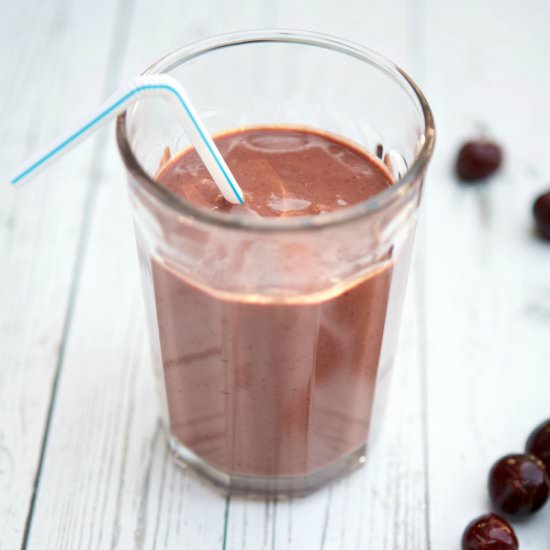 Chocolate Cherry Recovery Smoothie - Recipe photo by JBraddockRD