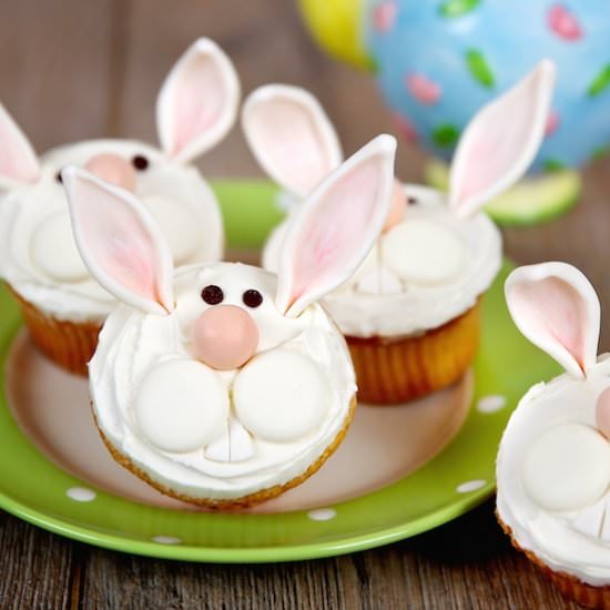 Bunny Cupcakes - Recipe photo by Spatulaqueens