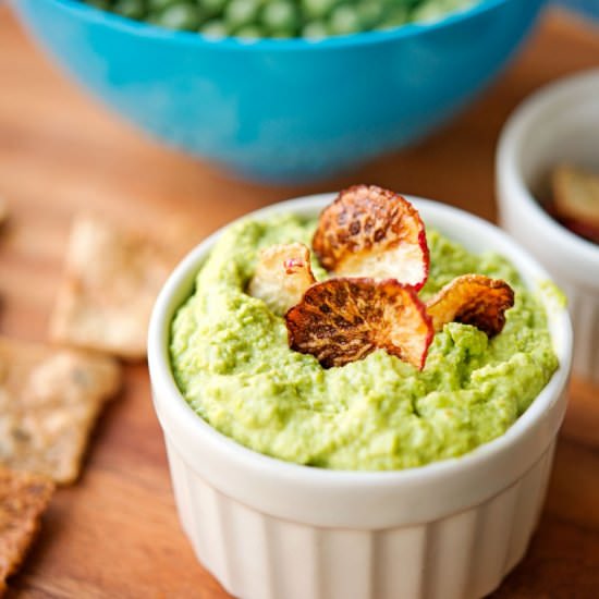 Fresh Pea Hummus - Recipe photo by garlicmysoul