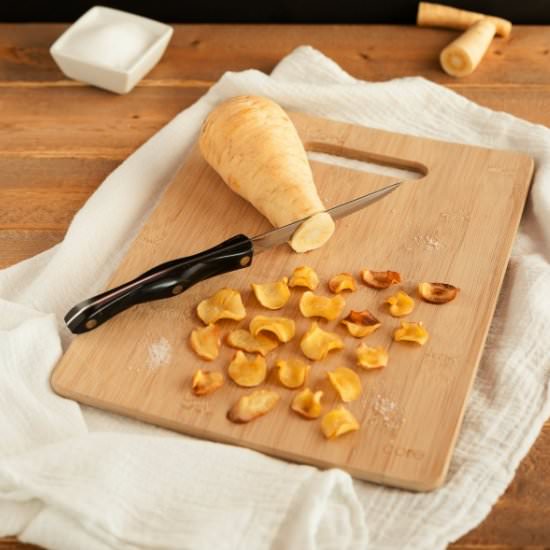 Baked Parsnip Chips - Recipe photo by beautyandthefoodie