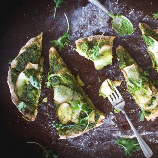 Green Pear Flatbread Pizza - Recipe photo by plantcrush