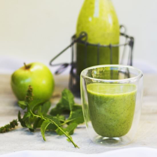 Tropical Green Smoothie - Recipe photo by Pheebs Foods
