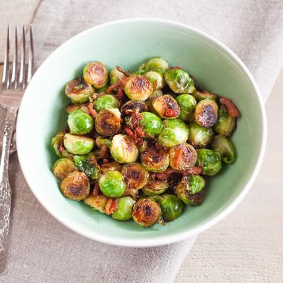 Caramelized Brussels Sprouts - Recipe photo by ohmydish