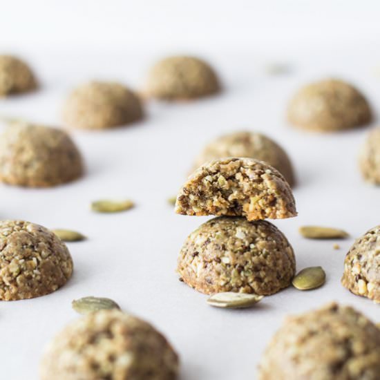Pumpkin Seed Macaroons - Recipe photo by GreenHealthyCooking