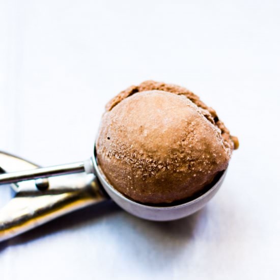 Boozy Chocolate Ice Cream - Recipe photo by myfoodstory