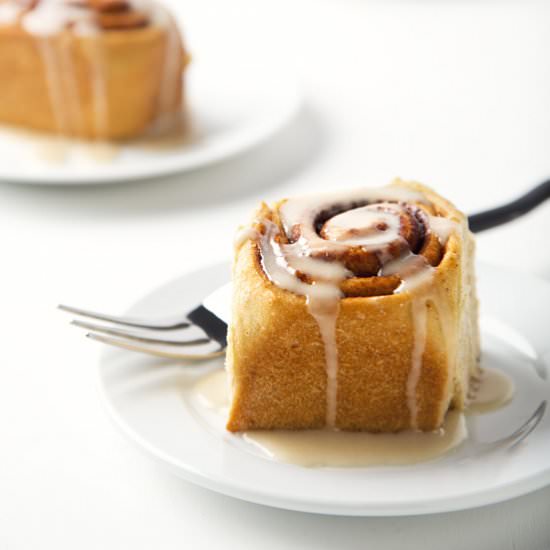 Vegan Cinnamon Rolls - Recipe photo by PicklesNHoney