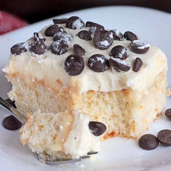 Cannoli Poke Cake - Recipe photo by cakescottage