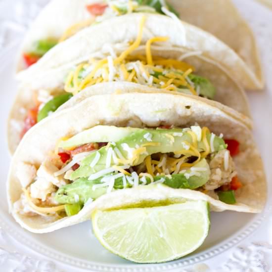 Crockpot Salsa Verde Chicken Tacos - Recipe photo by a latte food