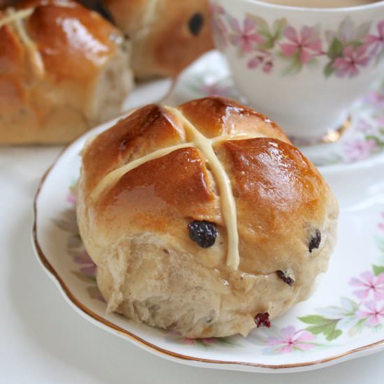 Hot Cross Buns - Recipe photo by christinascucina
