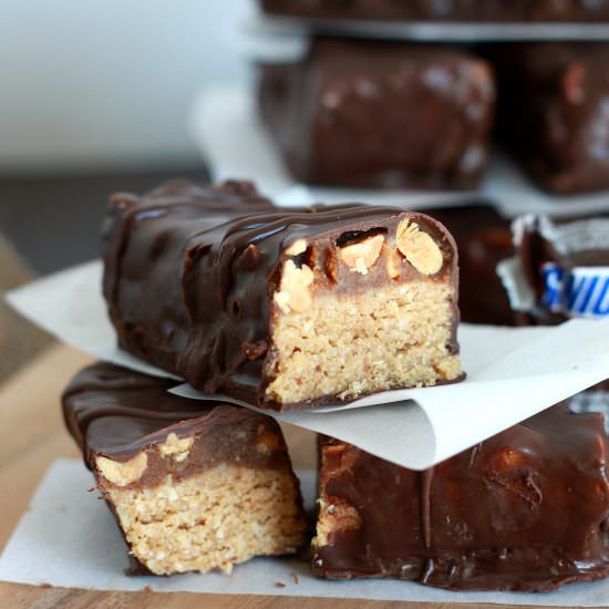 Healthy Homemade Snickers Bars - Recipe photo by Summer Bakes