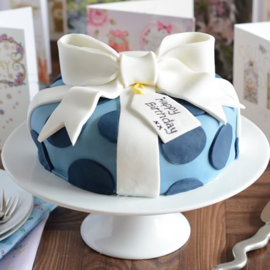 Birthday Cake Decorating Tutorial - Recipe photo by CharlottesLivelyKitchen
