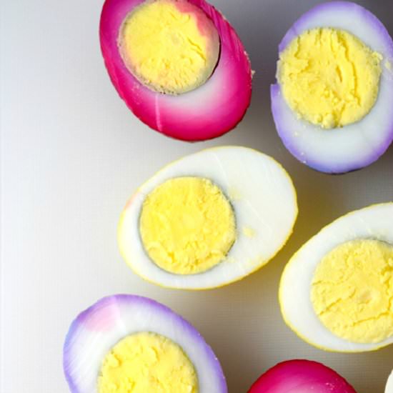 Easter Naturally Colored Eggs - Recipe photo by naivecookcooks