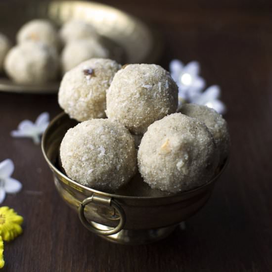 Oats Rava Laddoo - Recipe photo by Pavani