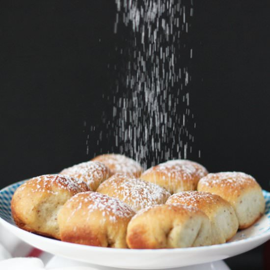 Buchty – Veganized Traditional Buns - Recipe photo by micibakes