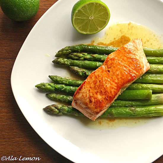 Salmon brown butter lime asparagus - Recipe photo by Ala_lemon