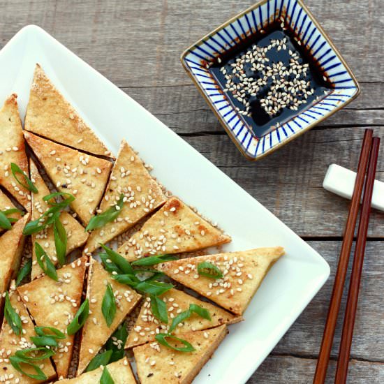 Pan-Fried Tofu & Siracha Soy Sauce - Recipe photo by felicialim