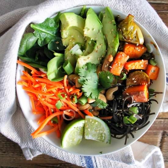 Miso Vegan Power Bowl - Recipe photo by cleaneatinggoddess