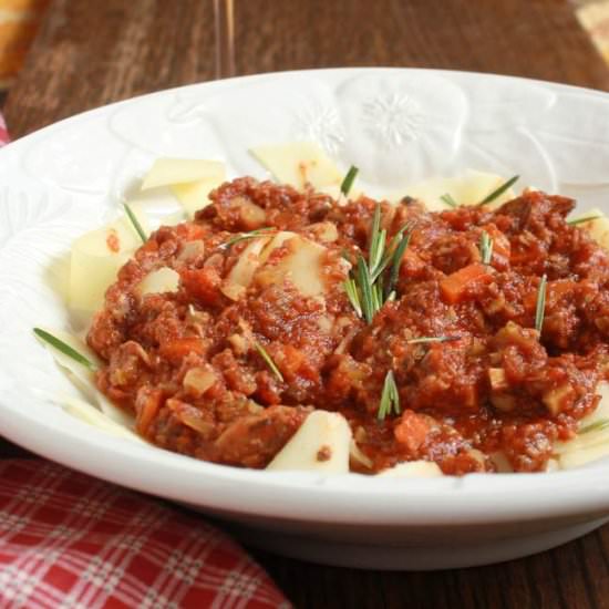 Slow Cooker Mushroom Bolognese - Recipe photo by TspCurry