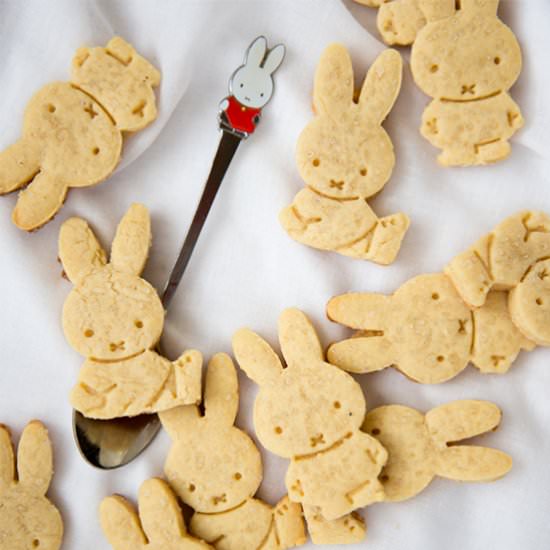 Peanut Butter Cookies - Recipe photo by kittenhood