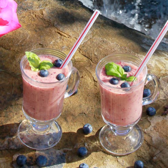 Fruit Smoothie Detox - Recipe photo by GlamorousBite
