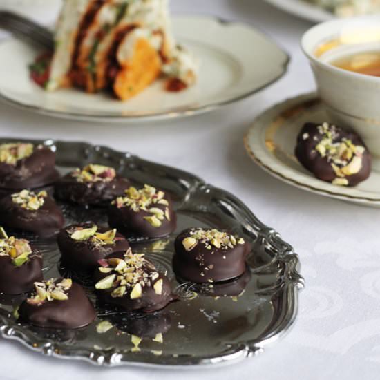 Chocolate Covered Apricots - Recipe photo by Elegantlyvegan