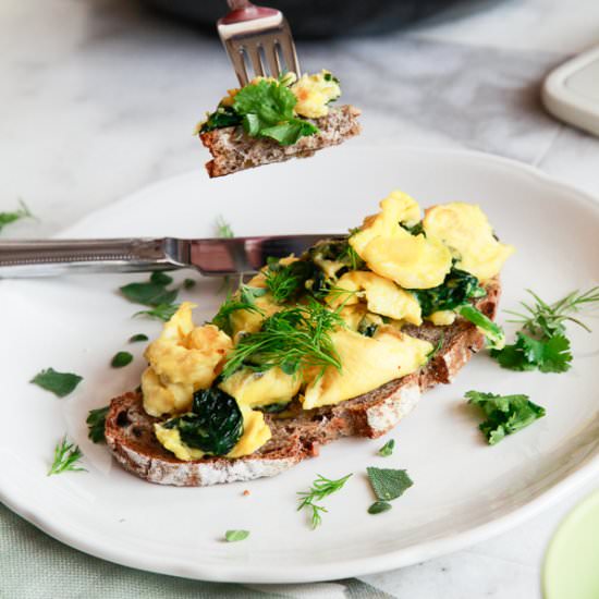 Paleo Herb Scrambled Eggs - Recipe photo by GlamorousBite