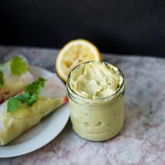 Avocado Hummus - Recipe photo by Stinnagm