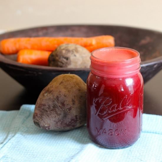 Detox Boosting Beet Juice - Recipe photo by Healthyummies