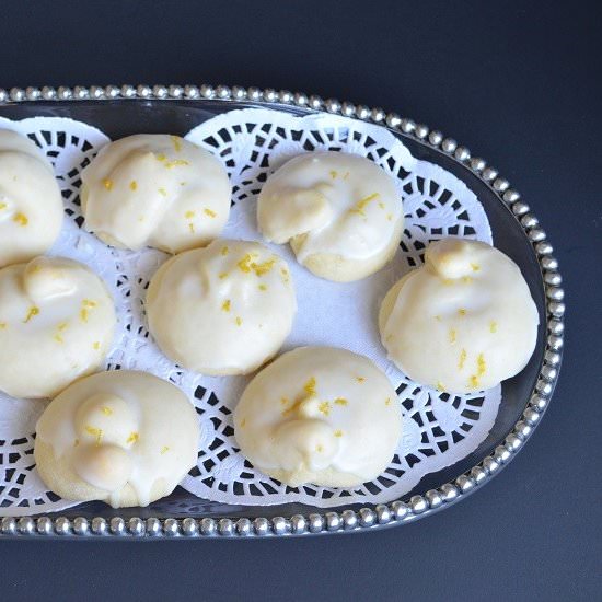 Italian Lemon Knot Cookies - Recipe photo by shelovesbiscotti