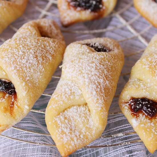 Soft jam rolls - Recipe photo by micky apostu