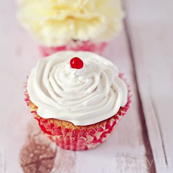Violet Cupcakes With Meringue Icing - Recipe photo by My Family Ties