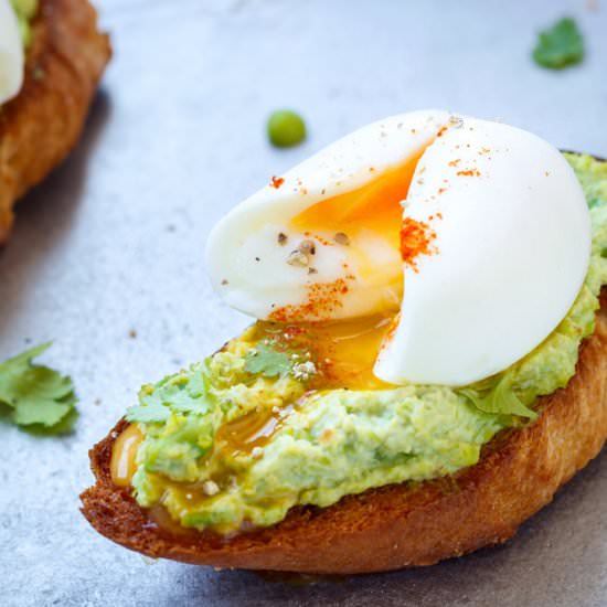 Mashed Peas on Breakfast Toast - Recipe photo by Eatwell 101