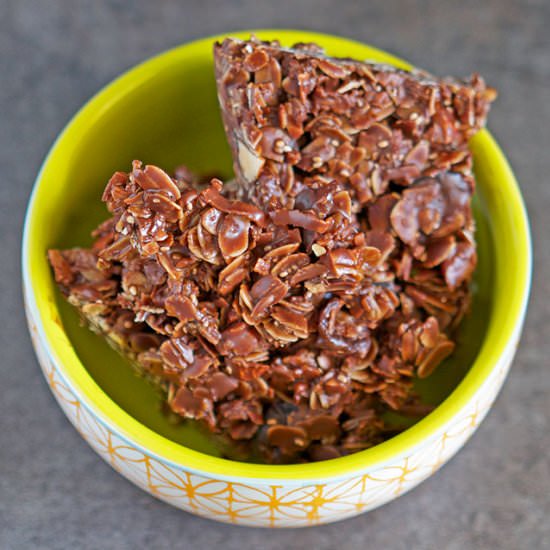 Dark Chocolate Granola Bark - Recipe photo by itbakesmehappy