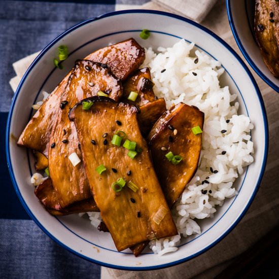 Teriyaki King Oyster Mushroom - Recipe photo by omnivorescookbook