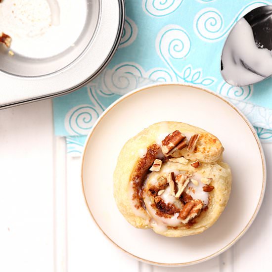 Puff Pastry Cinnamon Rolls - Recipe photo by chocolatemoosey
