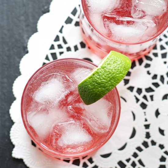 Gin Raspberry Fizz - Recipe photo by honeyandbirch