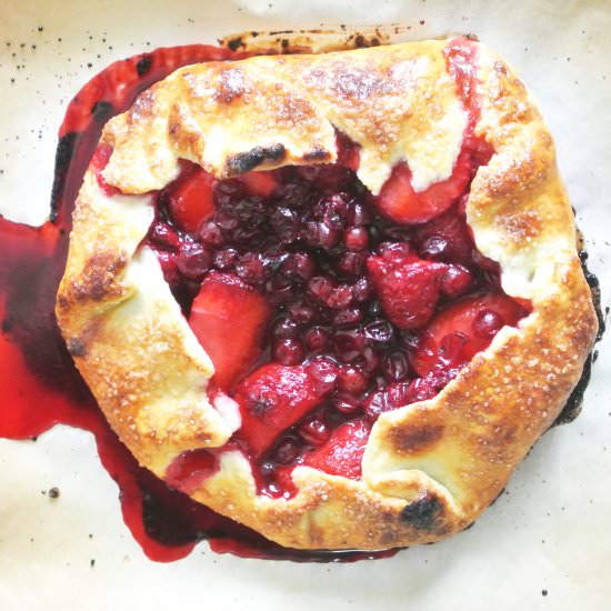 Lingonberry & Strawberry Galette - Recipe photo by eesingle