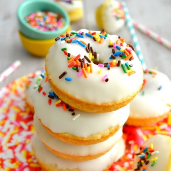 Easy Vanilla Cake Donuts - Recipe photo by thedomesticrebel