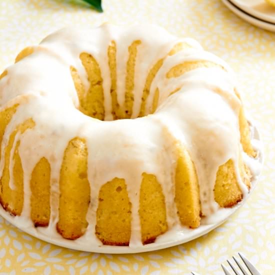 Lemon Lavender Bundt Cake - Recipe photo by I bake he shoots