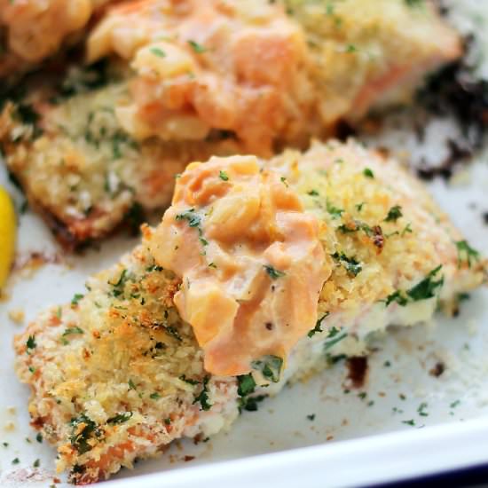 Panko-Crusted Salmon & Tuscan Sauce - Recipe photo by diethood