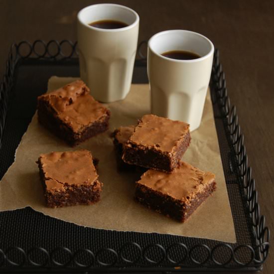 Amaranth brownies - Recipe photo by Technicolor Kitchen