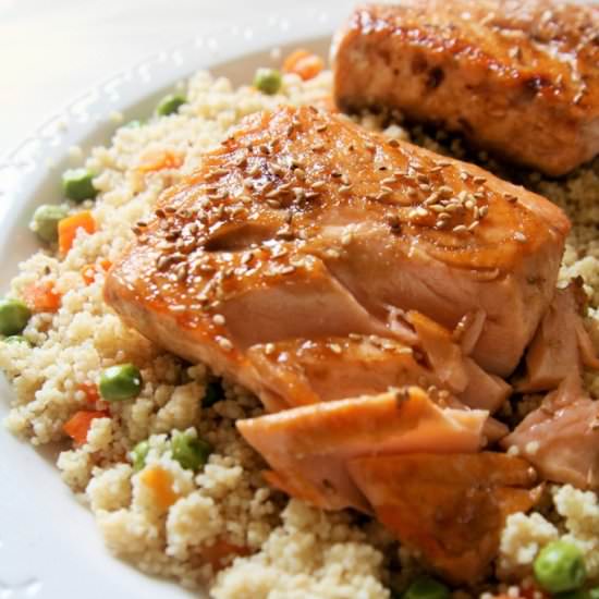 Sesame Teriyaki Salmon - Recipe photo by thetastybite