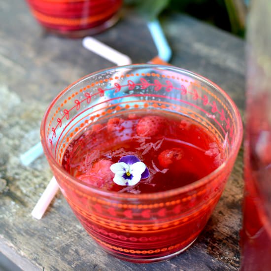 Mixed Berry infused Lemonade - Recipe photo by spiceinthecity