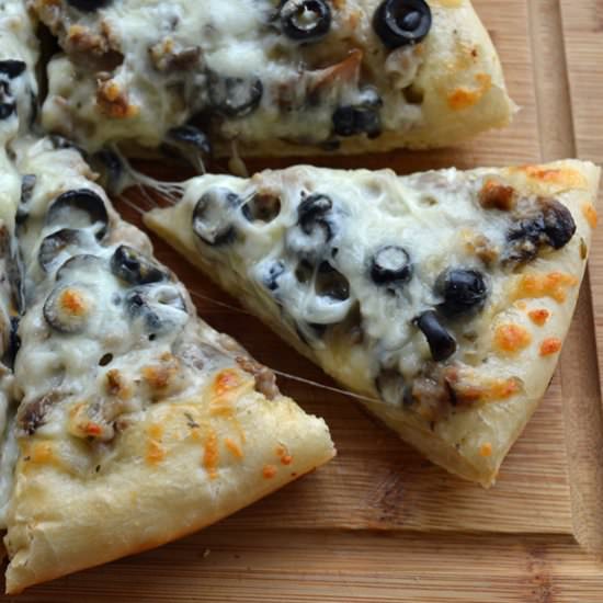 Easy Campfire Pizza - Recipe photo by The Culinary Camper
