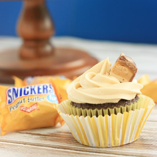 Snickers Cupcakes - Recipe photo by Midwestern Moms
