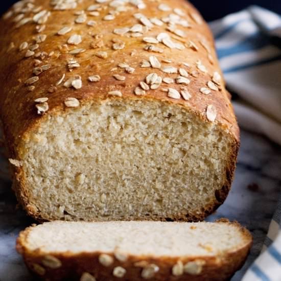 Whole Wheat Honey Oatmeal Bread - Recipe photo by littlespicejar