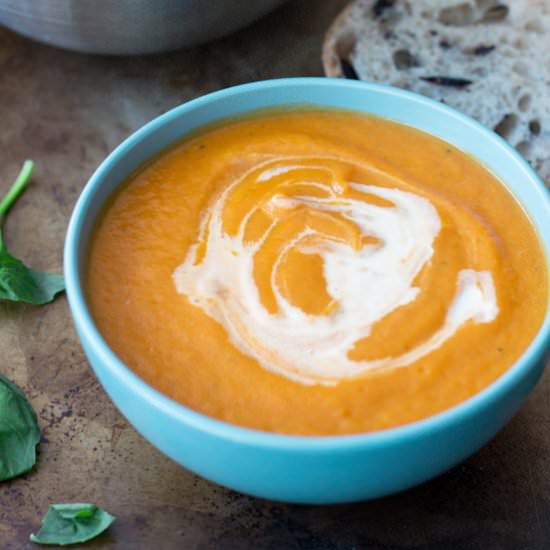 Carrot Tomato Soup - Recipe photo by eatthriveglow