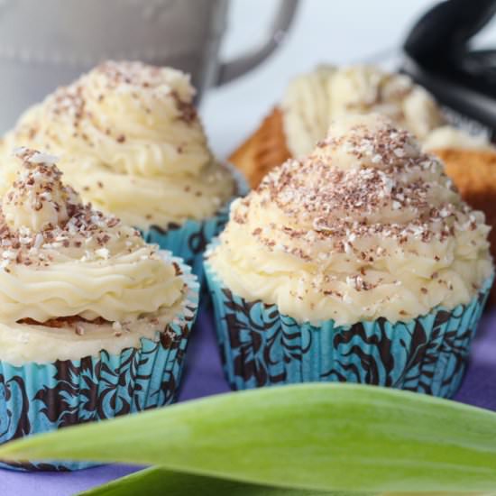 Cappuccino Vanilla Cupcakes - Recipe photo by dishtales